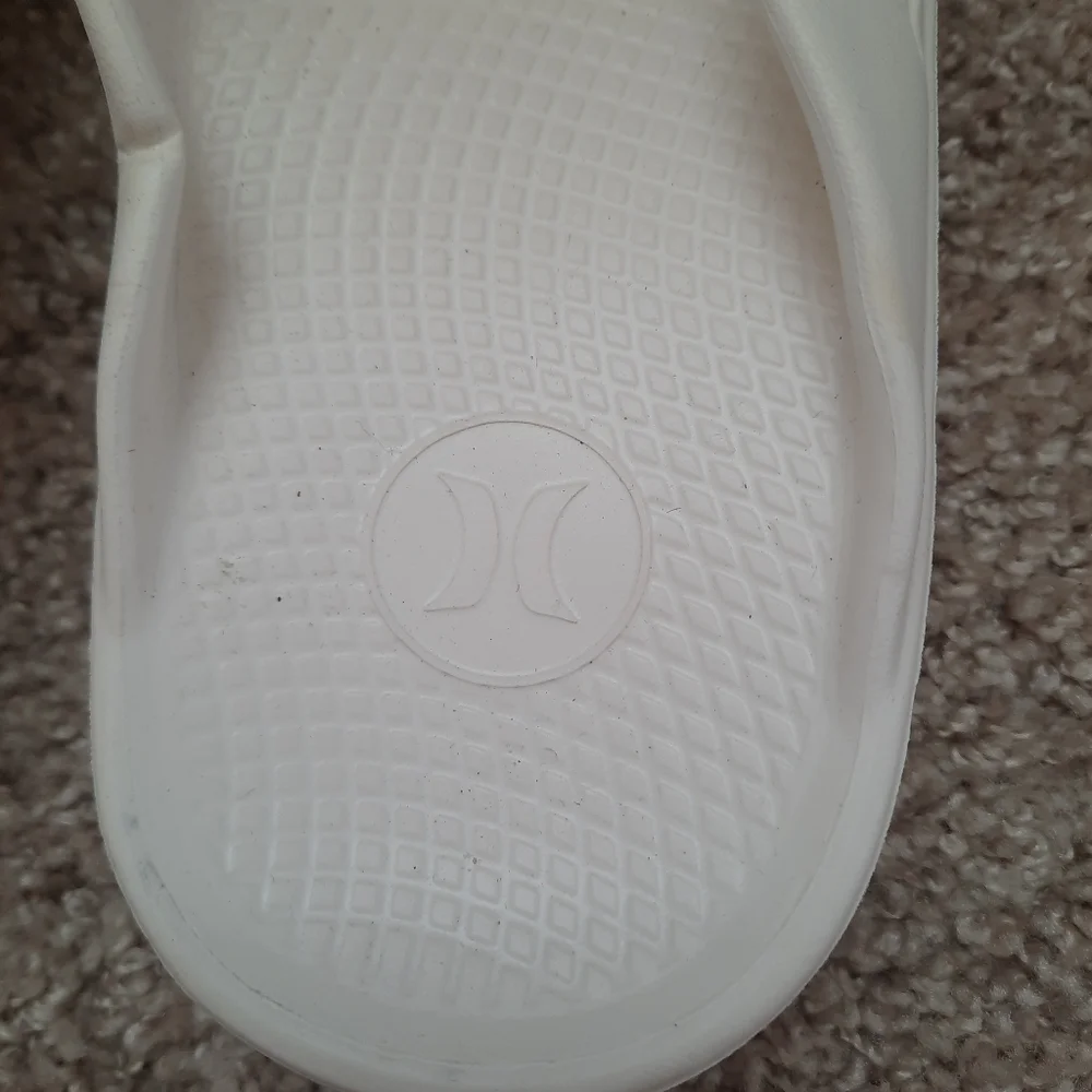 Hurley Injection Flip-flop Cream Cushioned Footbed Slip-on Thong Sandals Size 11